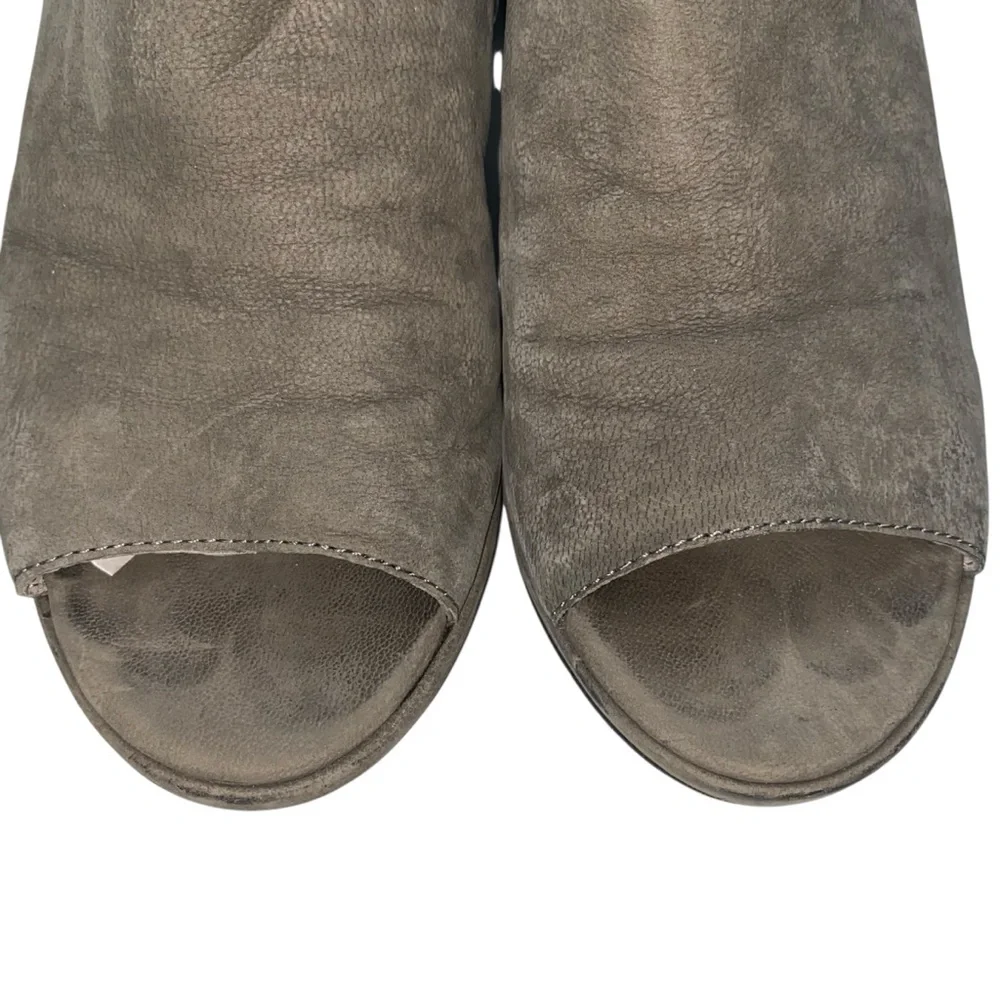 Eileen Fisher Milton Tumbled Nubuck Leather Size 8.5 Peep Toe Heel Graphite